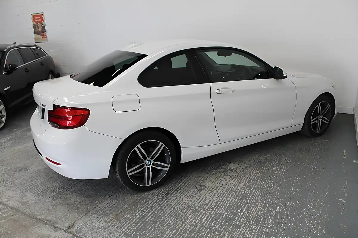 Used 2018 BMW 2 Series Sport White - Interior and Exterior details 8