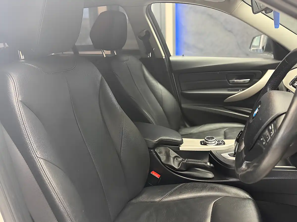Used 2018 BMW 3 Series Ed Plus Touring White - Interior and Exterior details 11