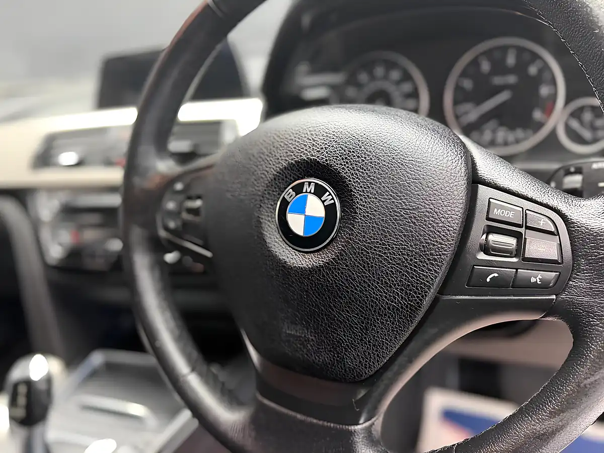 Used 2018 BMW 3 Series Ed Plus Touring White - Interior and Exterior details 12