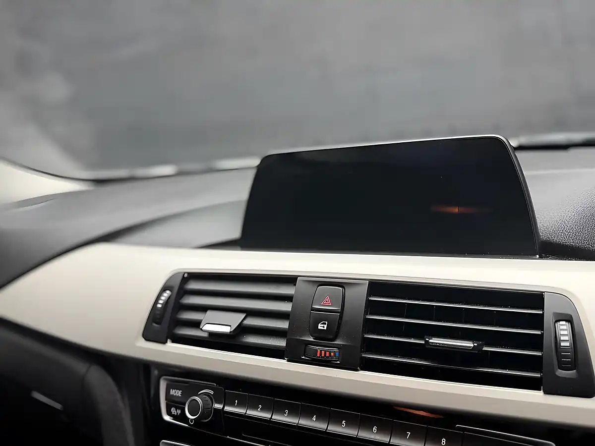 Used 2018 BMW 3 Series Ed Plus Touring White - Interior and Exterior details 15