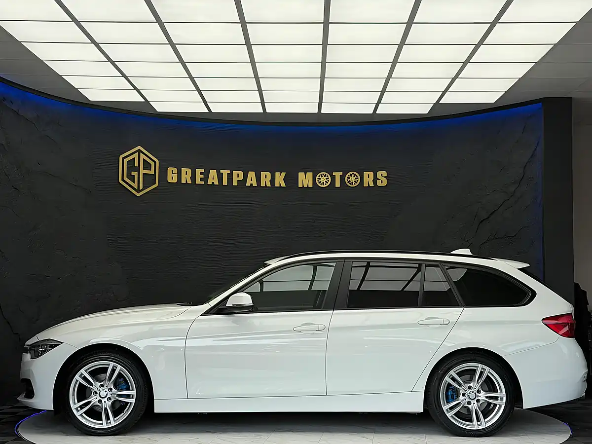 Used 2018 BMW 3 Series Ed Plus Touring White - Interior and Exterior details 7
