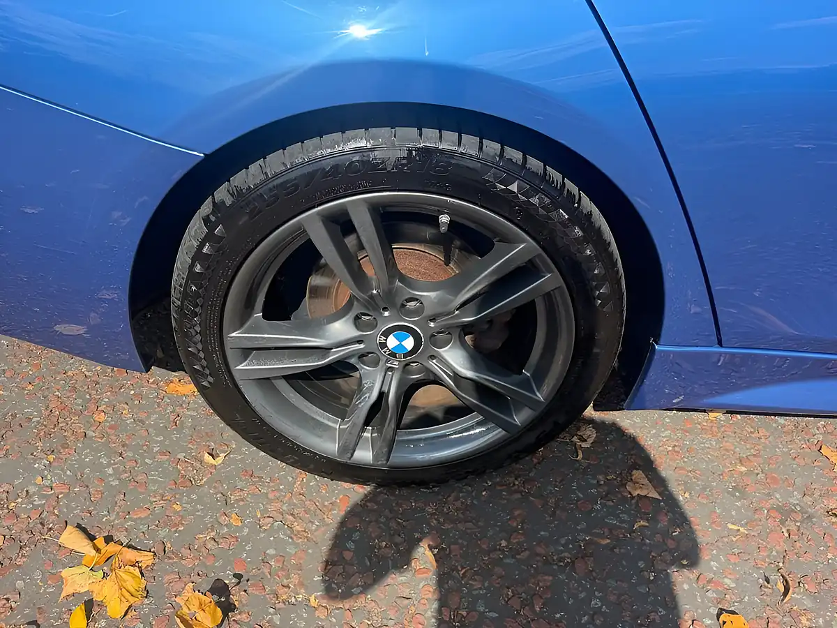 Used 2018 BMW 3 Series M Sport Blue - Interior and Exterior details 16