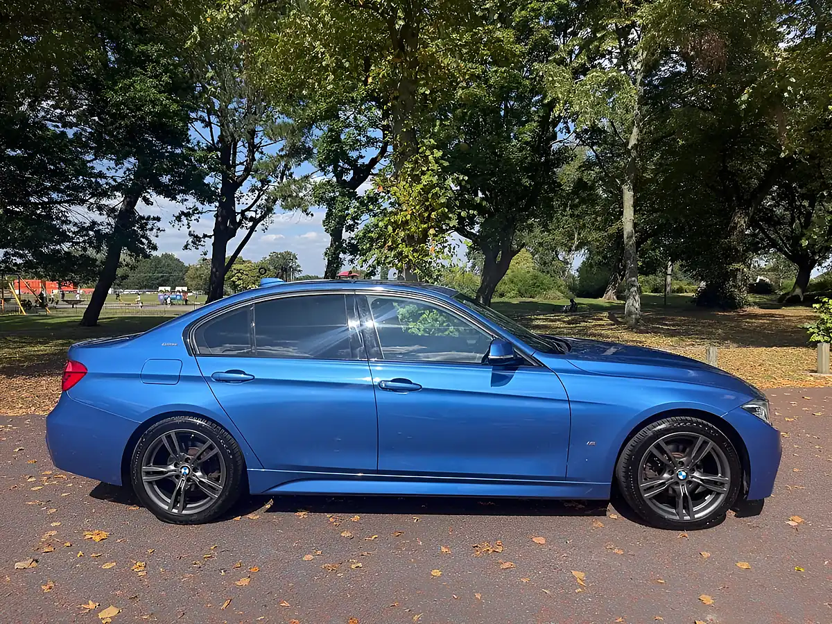 Used 2018 BMW 3 Series M Sport Blue - Interior and Exterior details 4