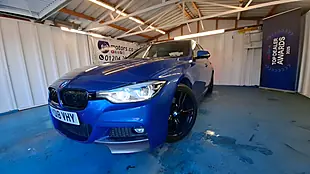 Used 2018 BMW 3 Series M Sport Blue - Interior and Exterior details 12