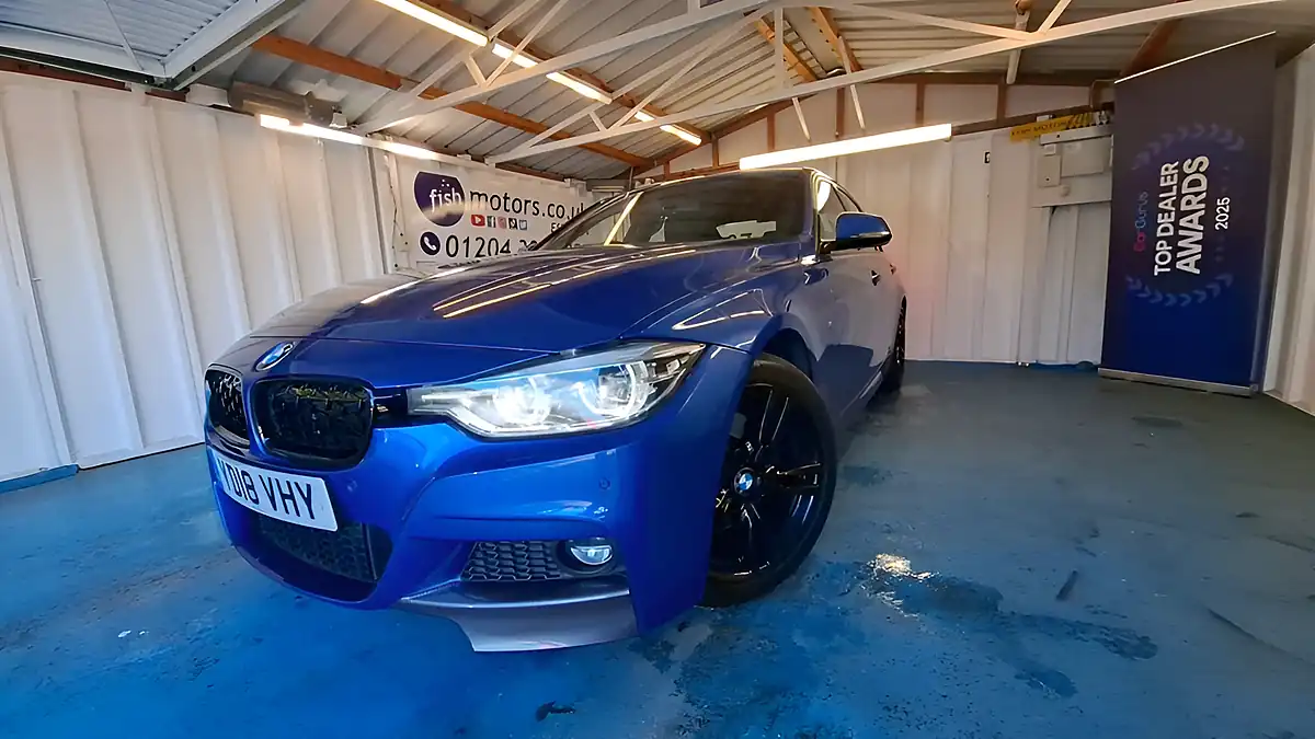 Used 2018 BMW 3 Series M Sport Blue - Interior and Exterior details 12