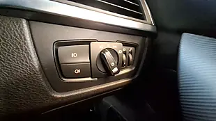 Used 2018 BMW 3 Series M Sport Blue - Interior and Exterior details 17