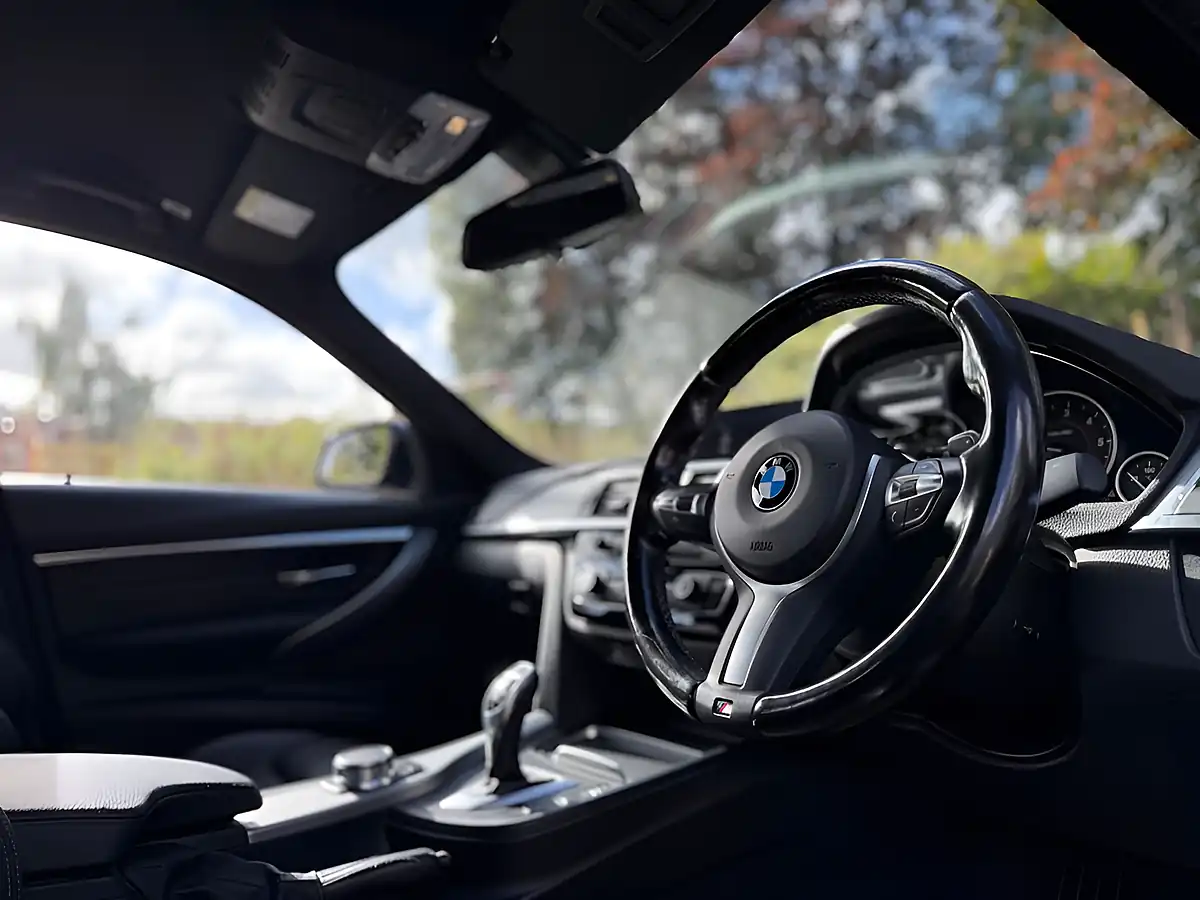 Used 2018 BMW 3 Series M Sport Blue - Interior and Exterior details 6