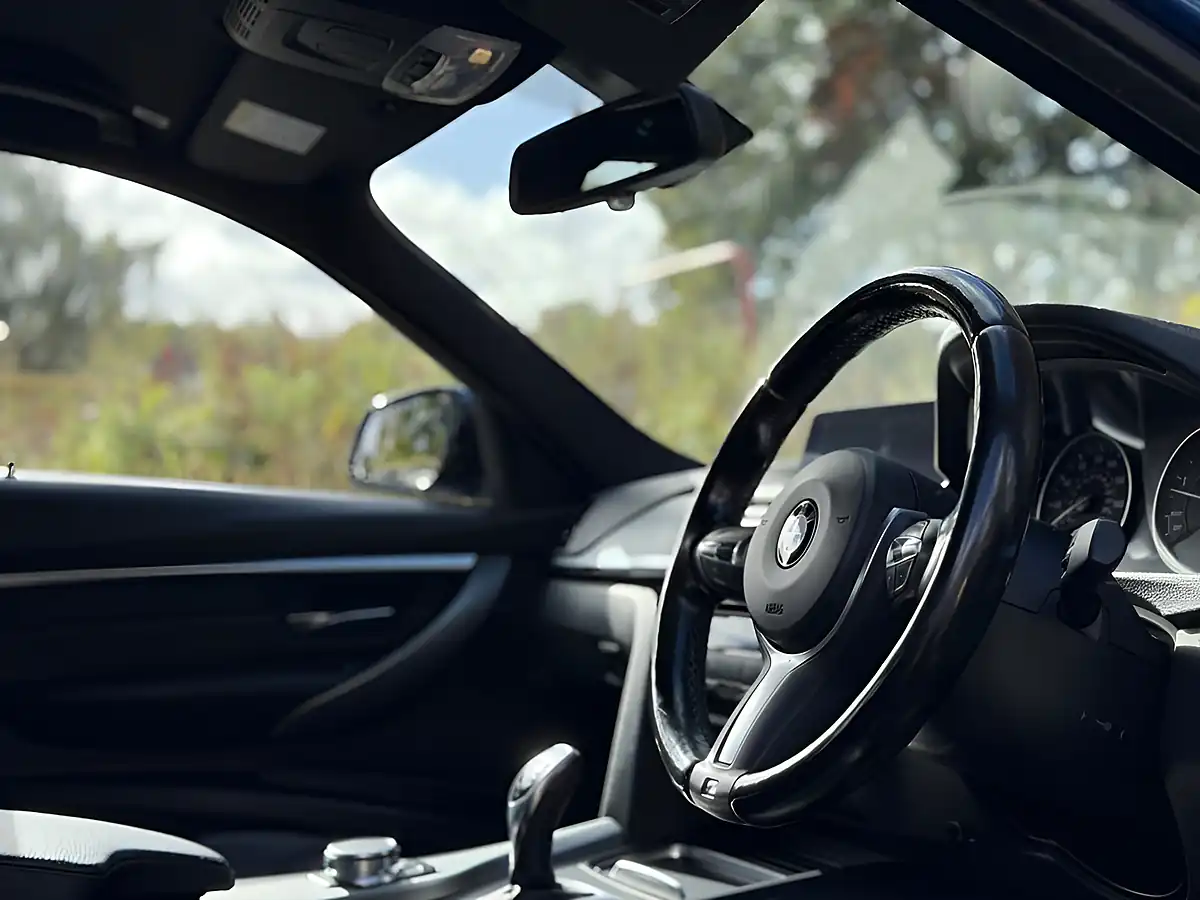 Used 2018 BMW 3 Series M Sport Blue - Interior and Exterior details 7