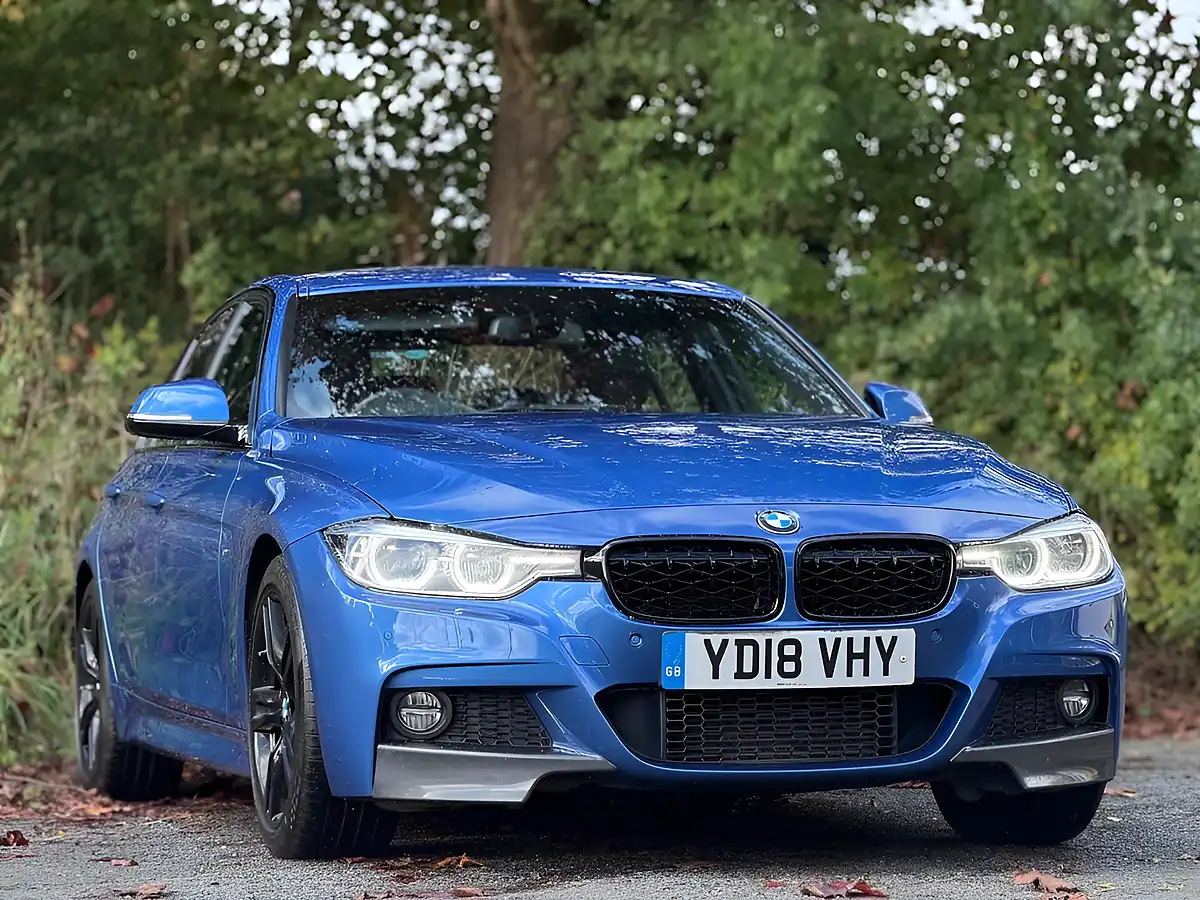 Used 2018 BMW 3 Series M Sport Blue - Interior and Exterior details 9