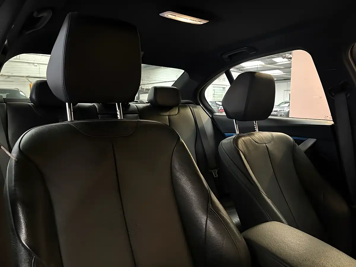 Used 2018 BMW 3 Series M Sport Estoril Blue - Interior and Exterior details 15