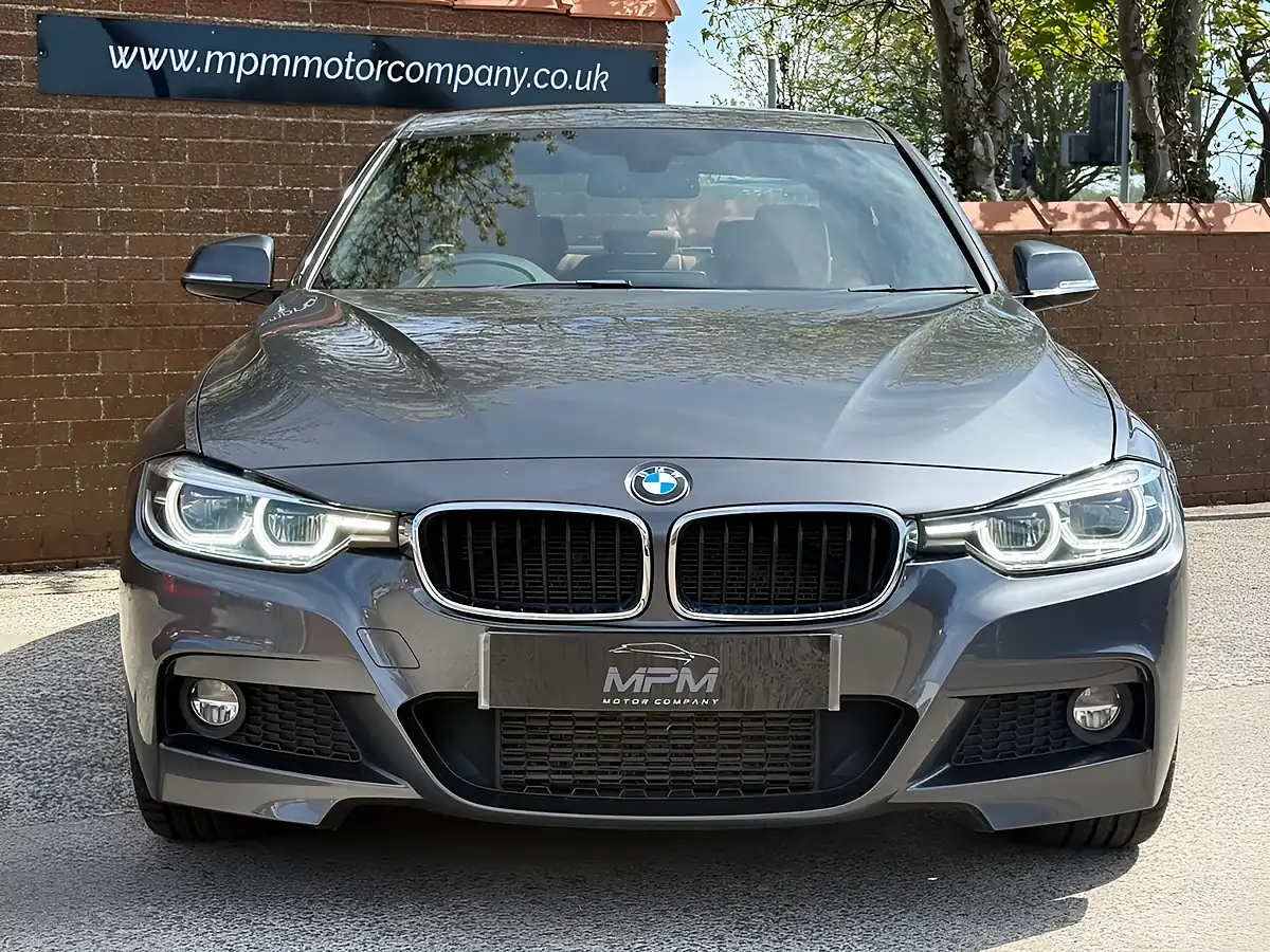 Used 2018 BMW 3 Series M Sport Mineral Grey - Interior and Exterior details 7
