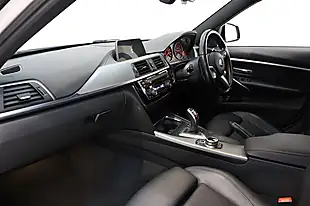 Used 2018 BMW 3 Series M Sport Shadow Edition Alpine White - Interior and Exterior details 10