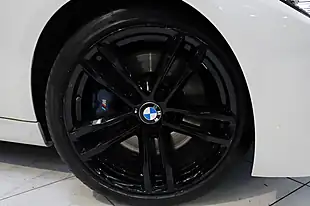 Used 2018 BMW 3 Series M Sport Shadow Edition Alpine White - Interior and Exterior details 6