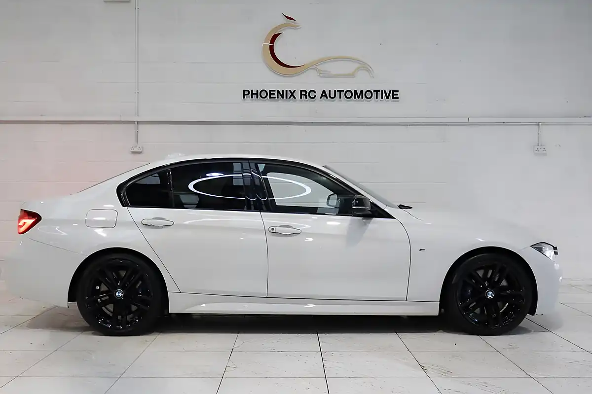 Used 2018 BMW 3 Series M Sport Shadow Edition Alpine White - Interior and Exterior details 7