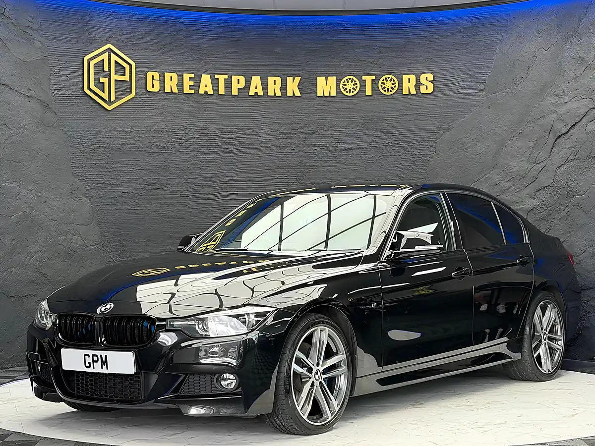 Used 2018 BMW 3 Series M Sport Shadow Edition Black - Front View