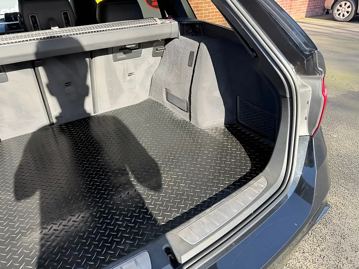 Used 2018 BMW 3 Series M Sport Shadow Edition Black - Interior and Exterior details 11