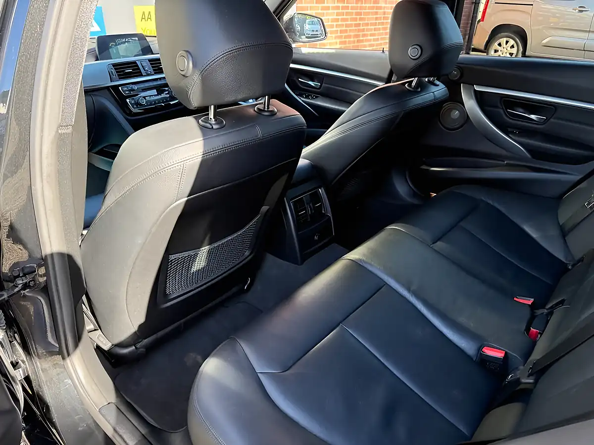 Used 2018 BMW 3 Series M Sport Shadow Edition Black - Interior and Exterior details 15