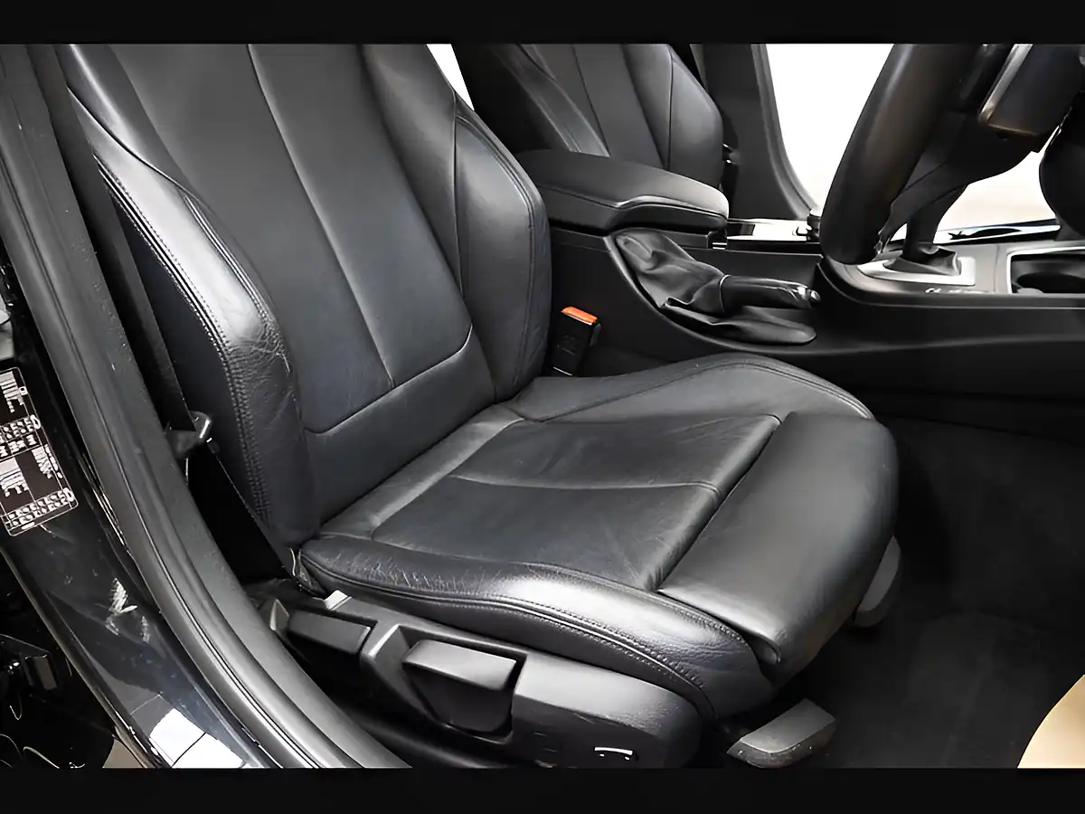 Used 2018 BMW 3 Series M Sport Shadow Edition Black - Interior and Exterior details 10