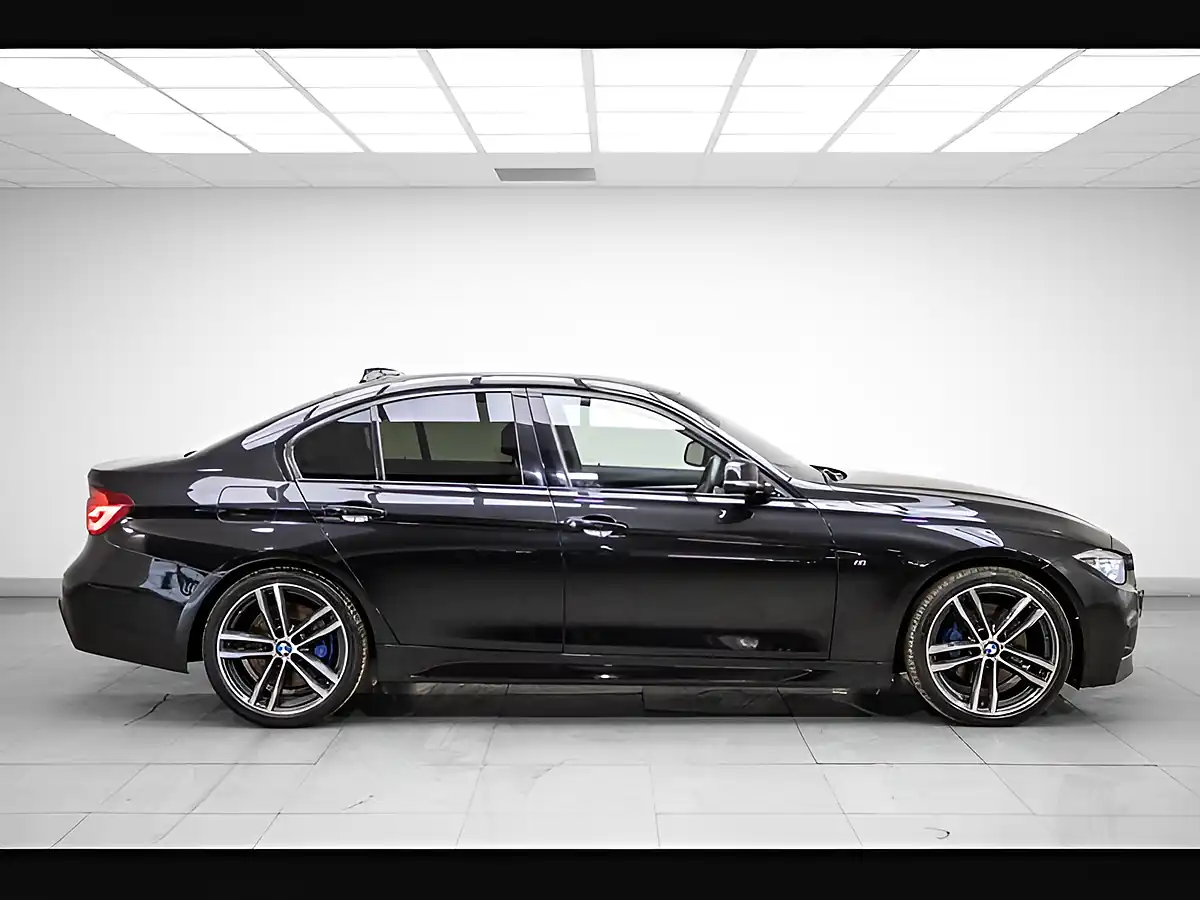Used 2018 BMW 3 Series M Sport Shadow Edition Black - Interior and Exterior details 6