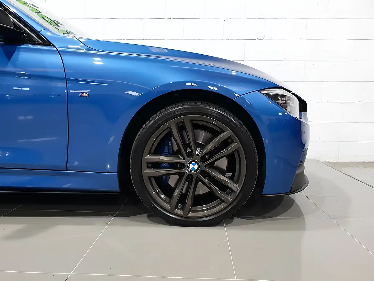 Used 2018 BMW 3 Series M Sport Shadow Edition Blue - Interior and Exterior details 15
