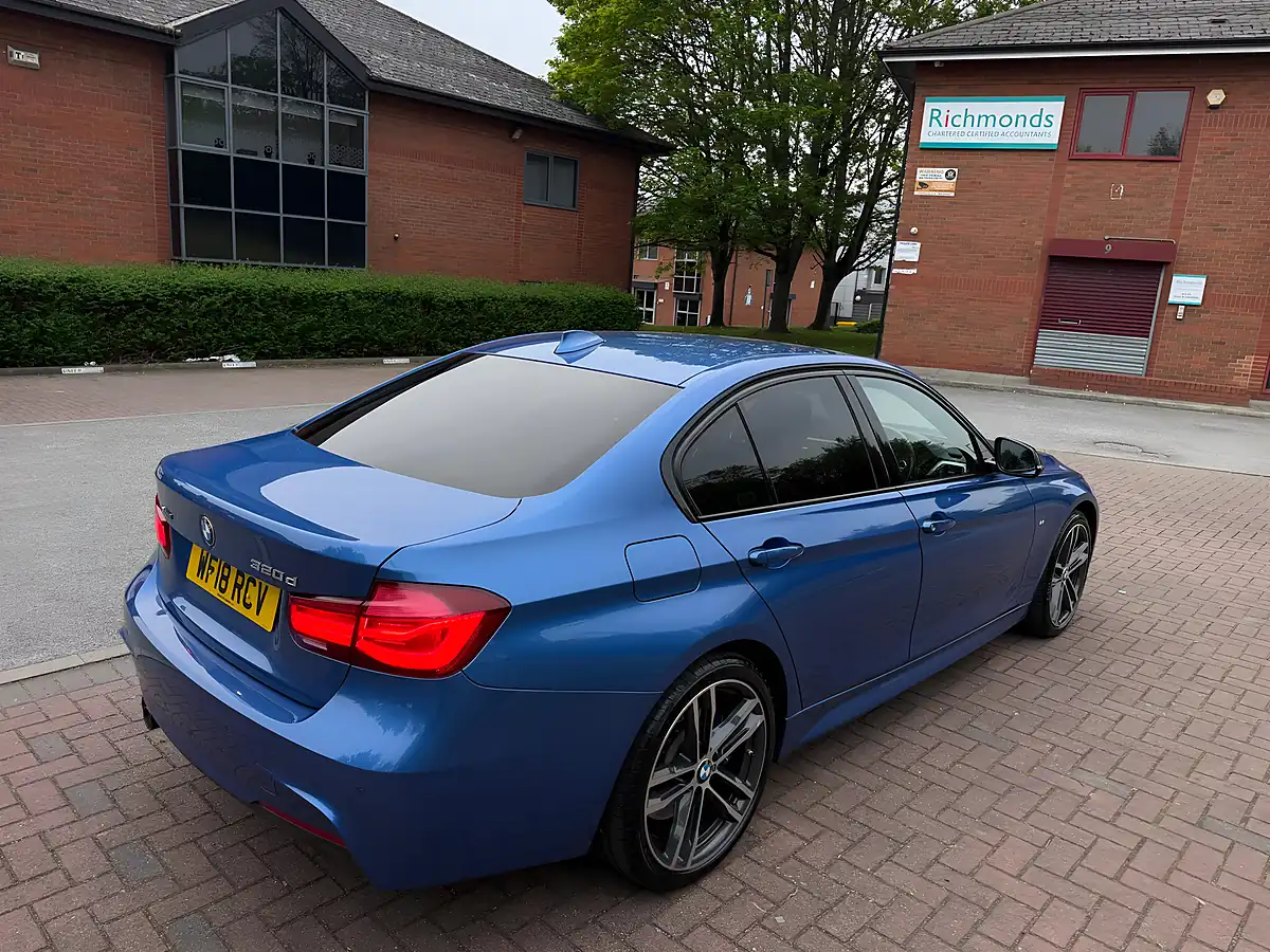 Used 2018 BMW 3 Series M Sport Shadow Edition Blue - Interior and Exterior details 9