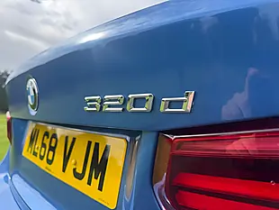 Used 2018 BMW 3 Series M Sport Shadow Edition Blue - Interior and Exterior details 10