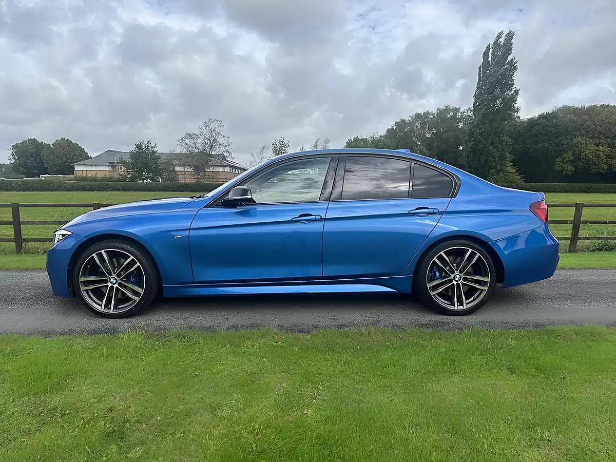 Used 2018 BMW 3 Series M Sport Shadow Edition Blue - Interior and Exterior details 6