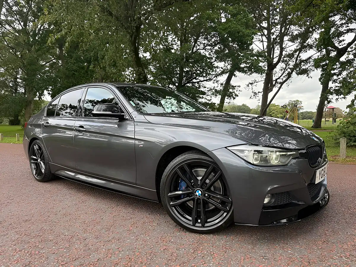 Used 2018 BMW 3 Series M Sport Shadow Edition Grey - Front View
