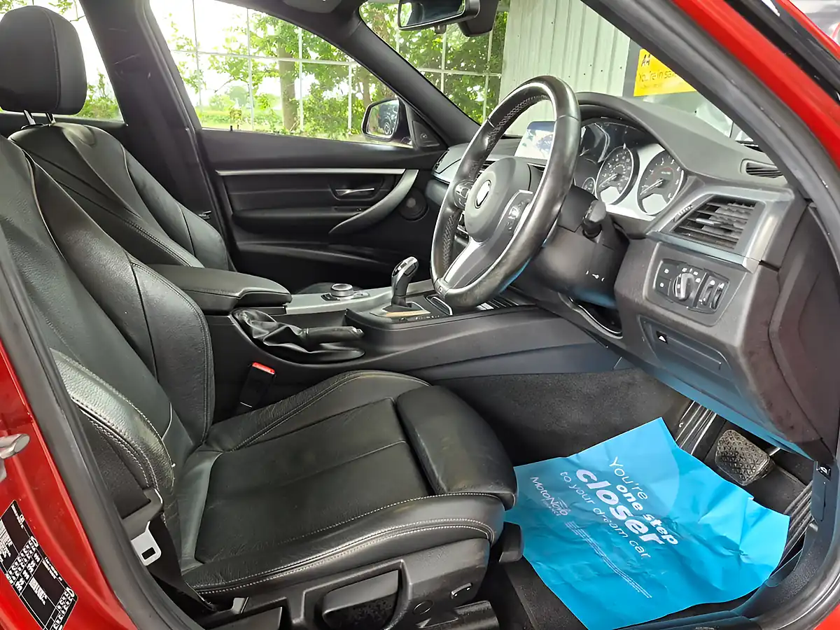Used 2018 BMW 3 Series M Sport Shadow Edition Sunset Orange - Interior and Exterior details 16