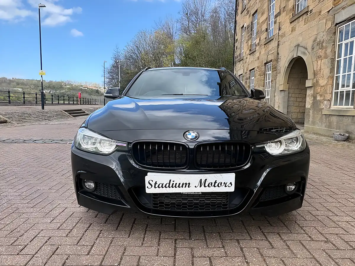 Used 2018 BMW 3 Series M Sport Shadow Edition Touring Black - Interior and Exterior details 17
