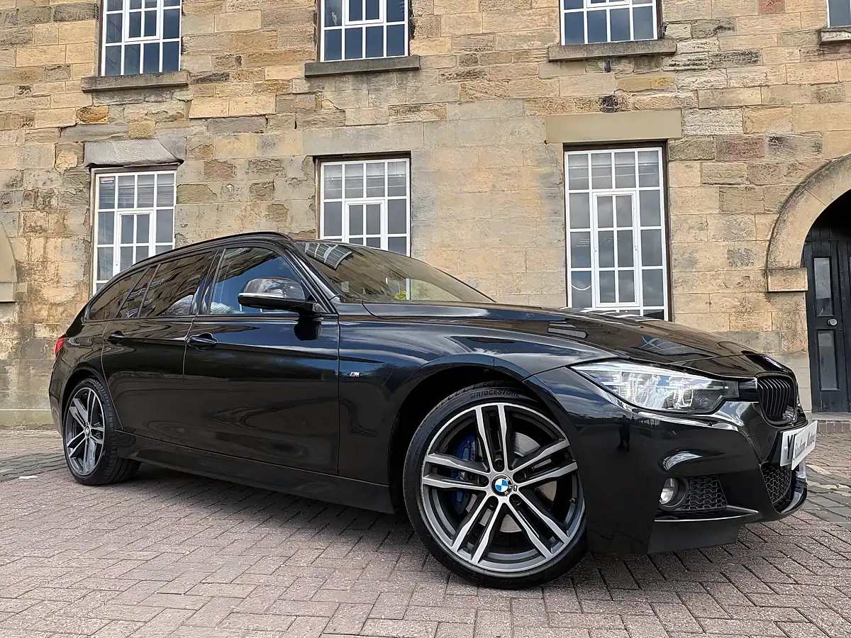 Used 2018 BMW 3 Series M Sport Shadow Edition Touring Black - Interior and Exterior details 9