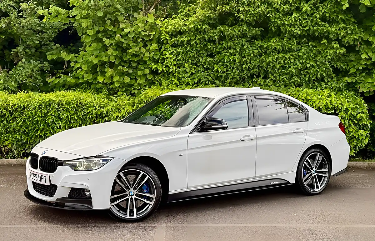 Used 2018 BMW 3 Series M Sport Shadow Edition White - Interior and Exterior details 2