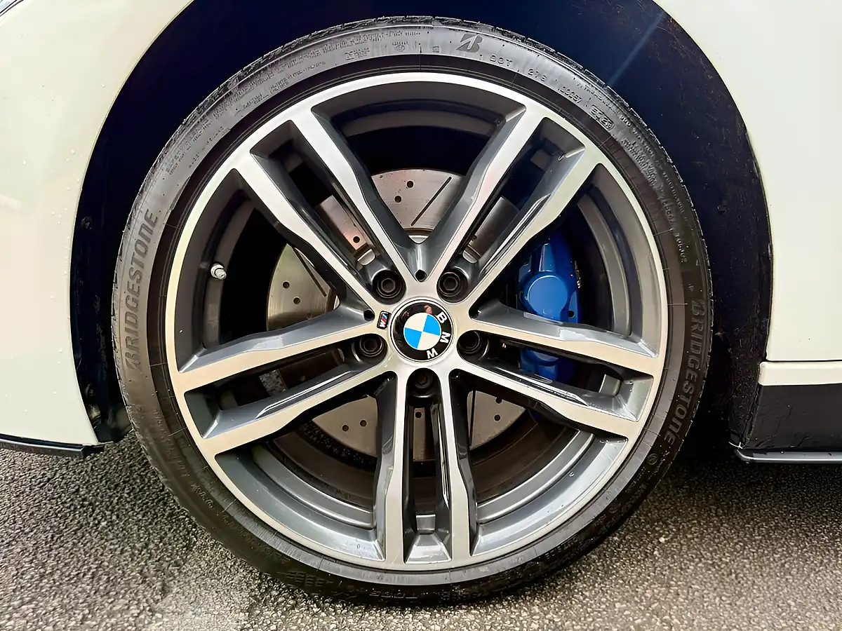 Used 2018 BMW 3 Series M Sport Shadow Edition White - Interior and Exterior details 6