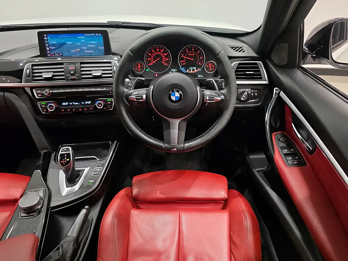 Used 2018 BMW 3 Series M Sport Shadow Edition White - Interior and Exterior details 14