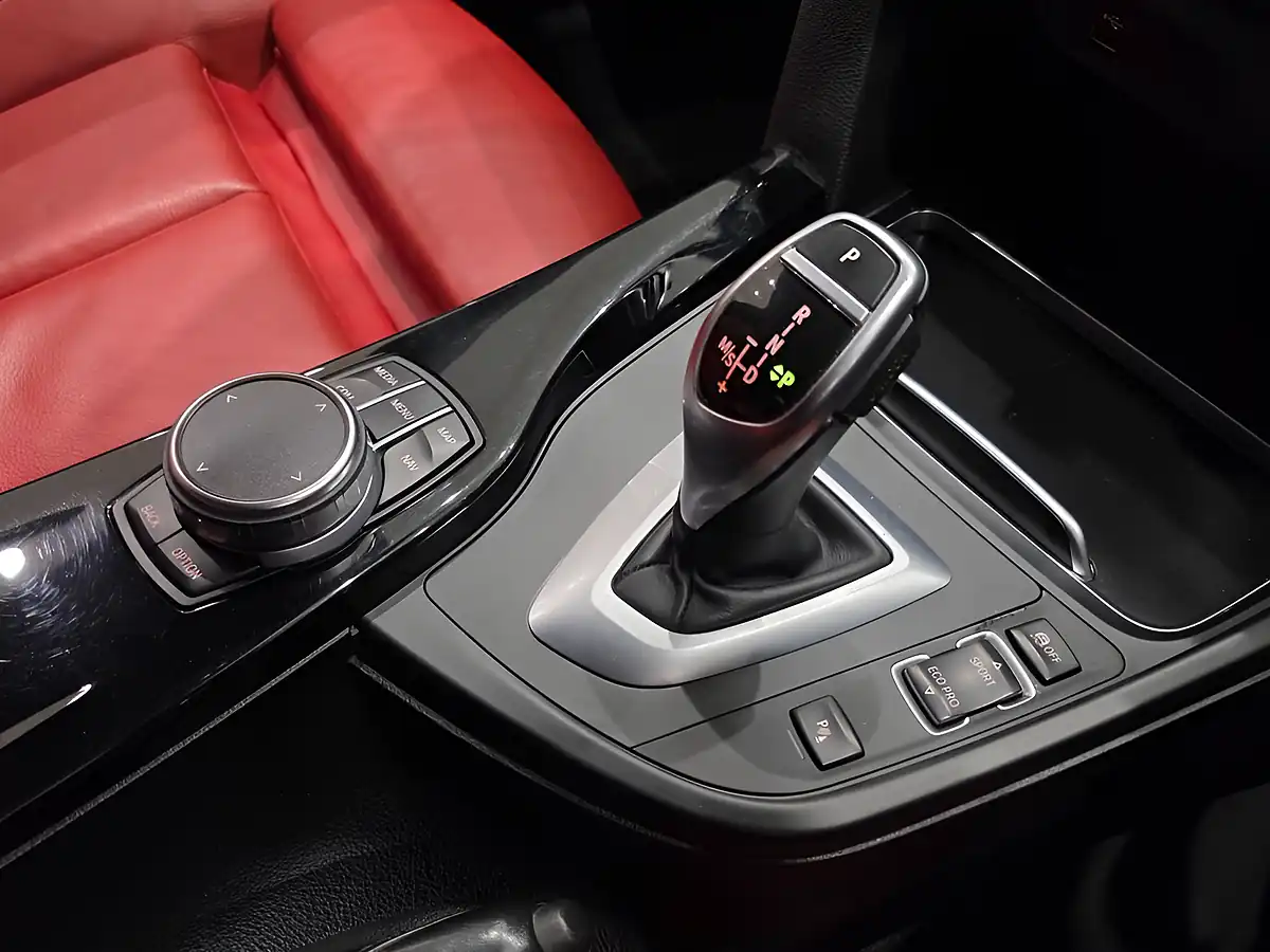Used 2018 BMW 3 Series M Sport Shadow Edition White - Interior and Exterior details 18