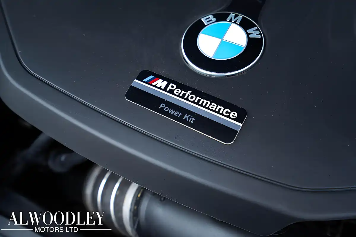 Used 2018 BMW 3 Series M Sport Shadow Edition White - Interior and Exterior details 6