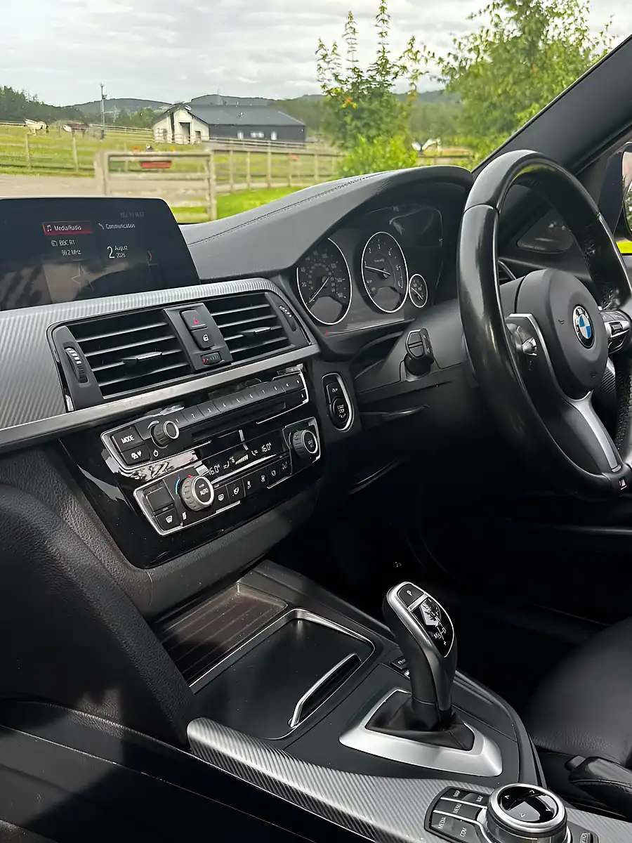 Used 2018 BMW 3 Series M Sport Shadowedition Black - Interior and Exterior details 9