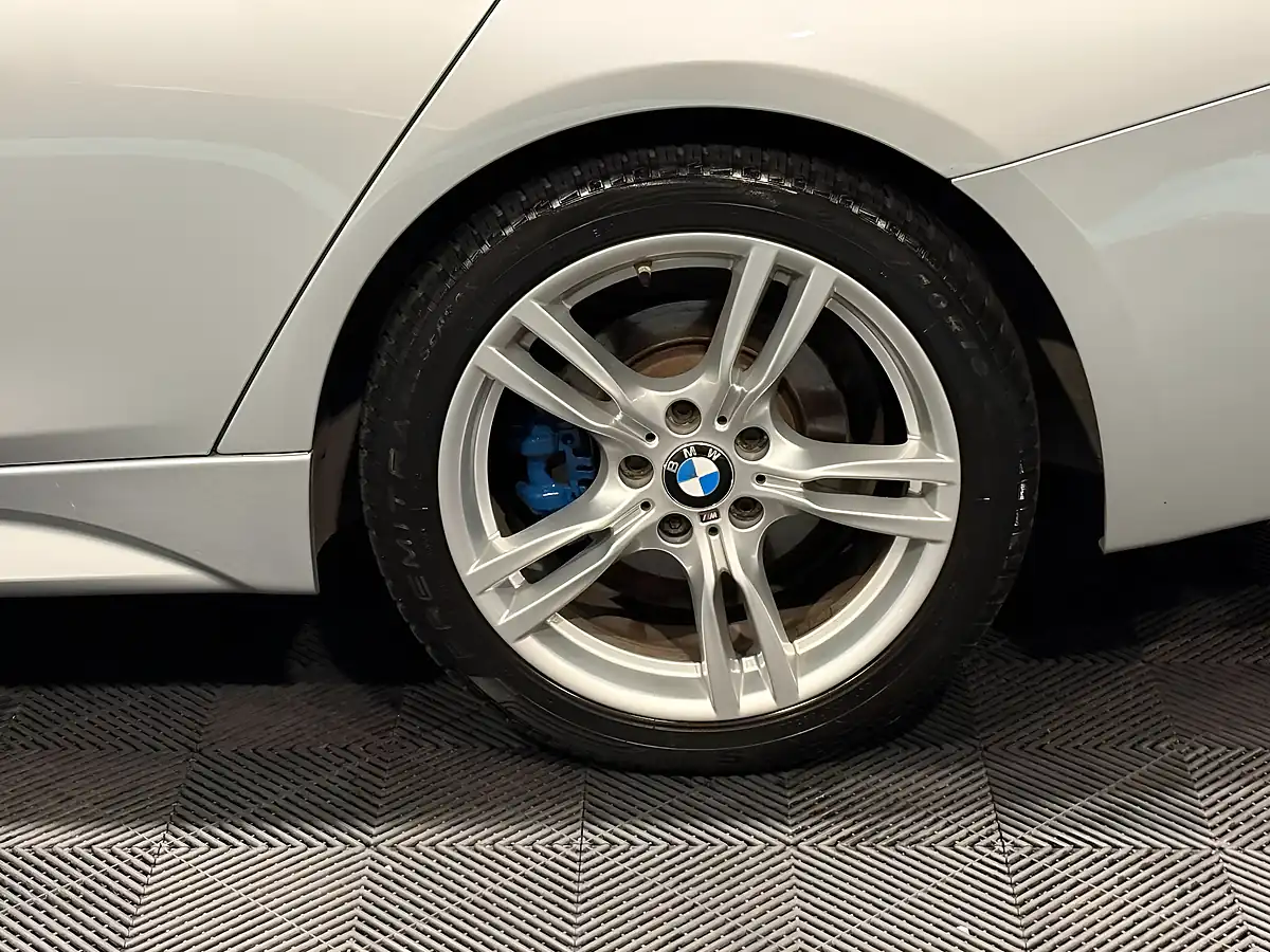 Used 2018 BMW 3 Series M Sport Silver - Interior and Exterior details 12