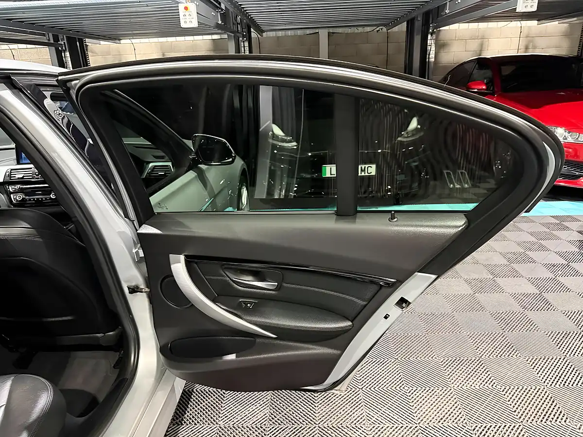 Used 2018 BMW 3 Series M Sport Silver - Interior and Exterior details 14