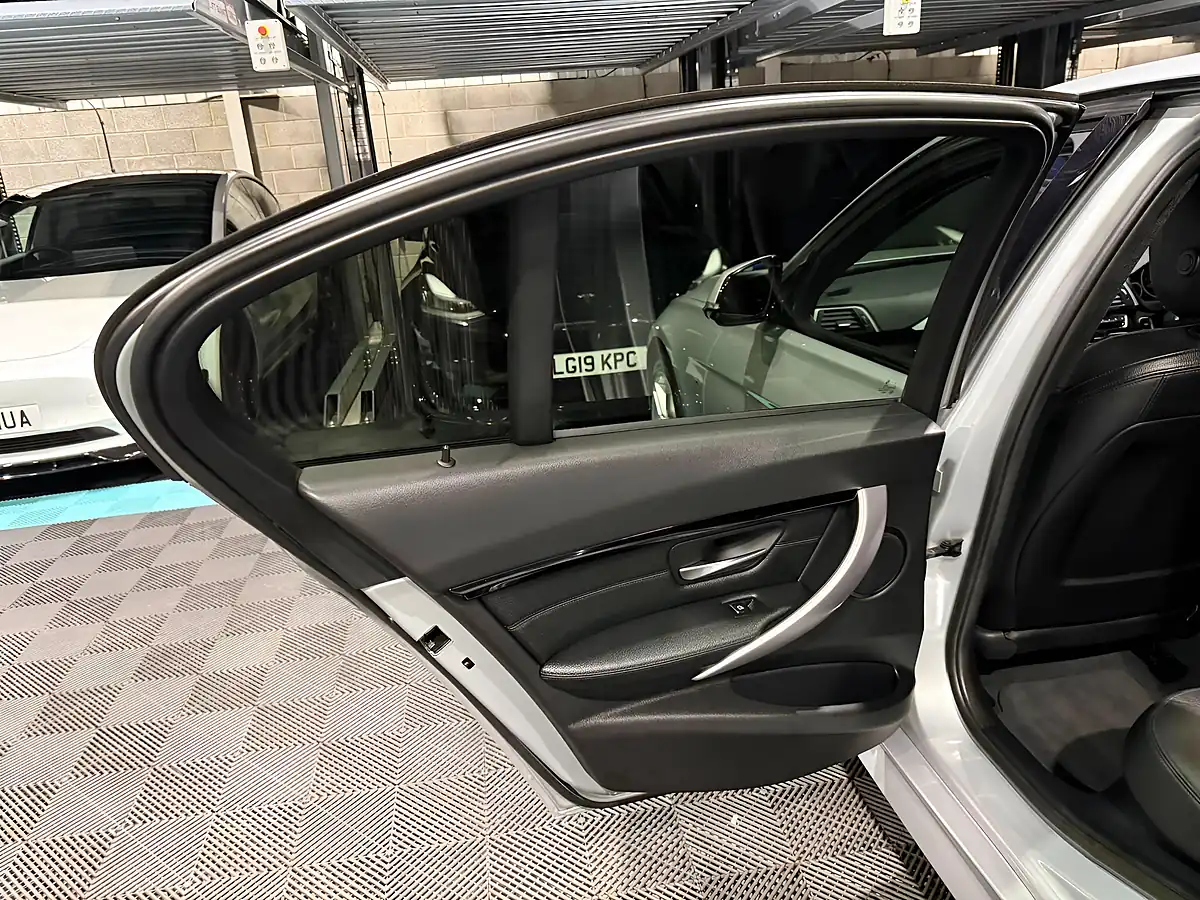 Used 2018 BMW 3 Series M Sport Silver - Interior and Exterior details 15