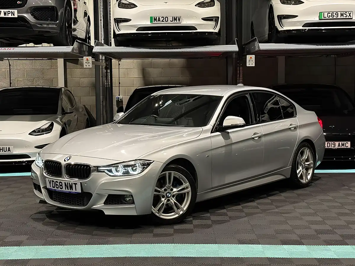 Used 2018 BMW 3 Series M Sport Silver - Interior and Exterior details 5