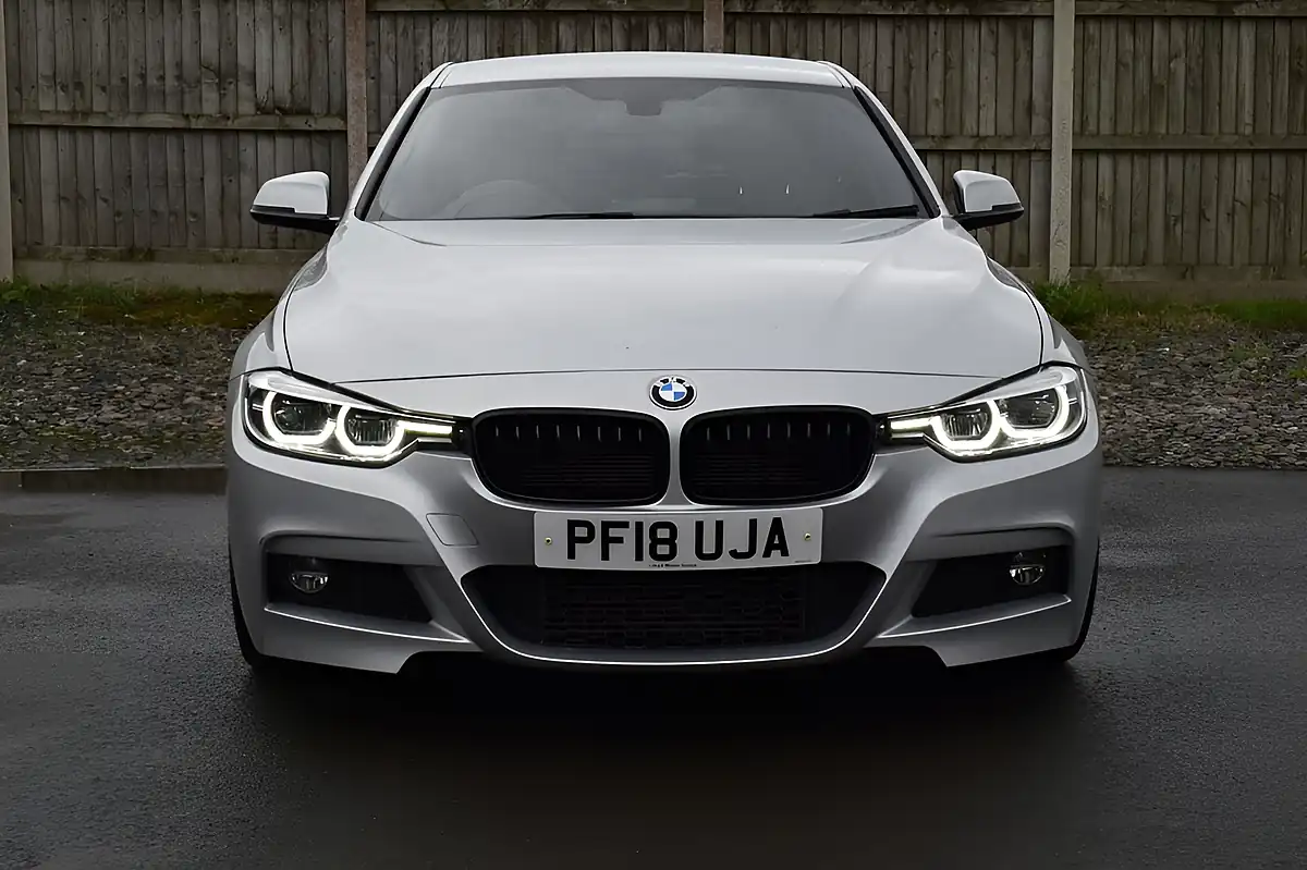 Used 2018 BMW 3 Series M Sport Silver - Interior and Exterior details 2