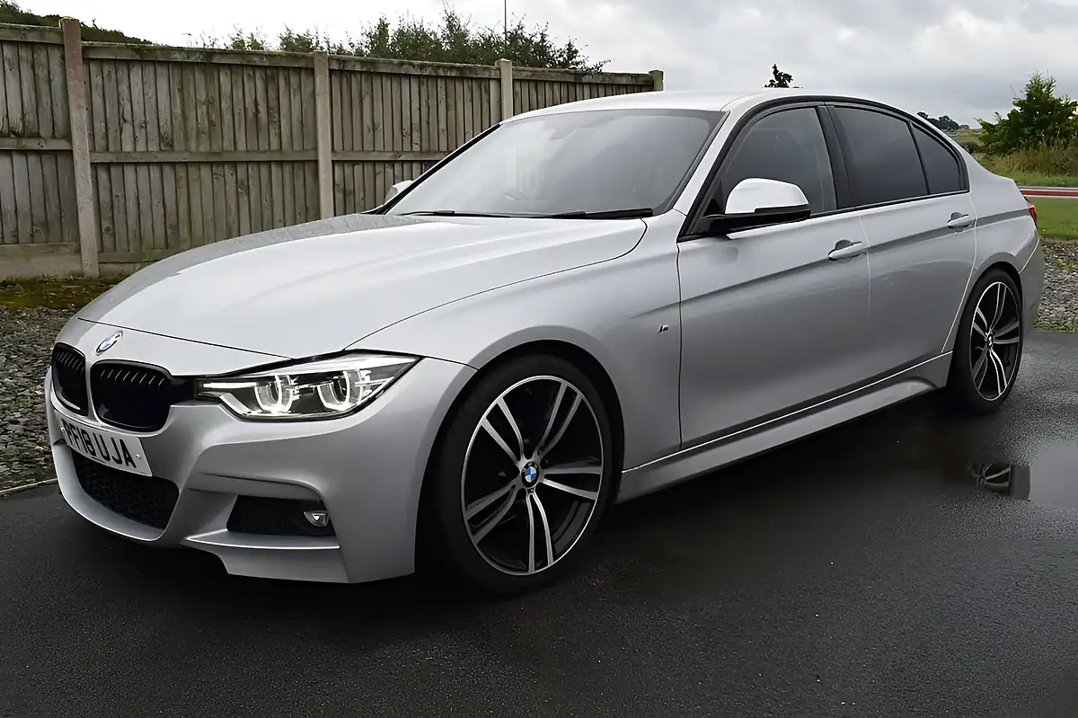 Used 2018 BMW 3 Series M Sport Silver - Interior and Exterior details 7