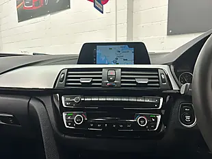 Used 2018 BMW 3 Series M Sport Touring Alpine White - Interior and Exterior details 13