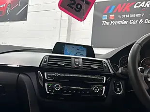 Used 2018 BMW 3 Series M Sport Touring Alpine White - Interior and Exterior details 14