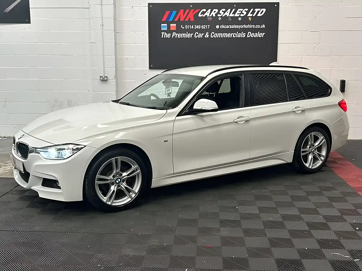 Used 2018 BMW 3 Series M Sport Touring Alpine White - Interior and Exterior details 2