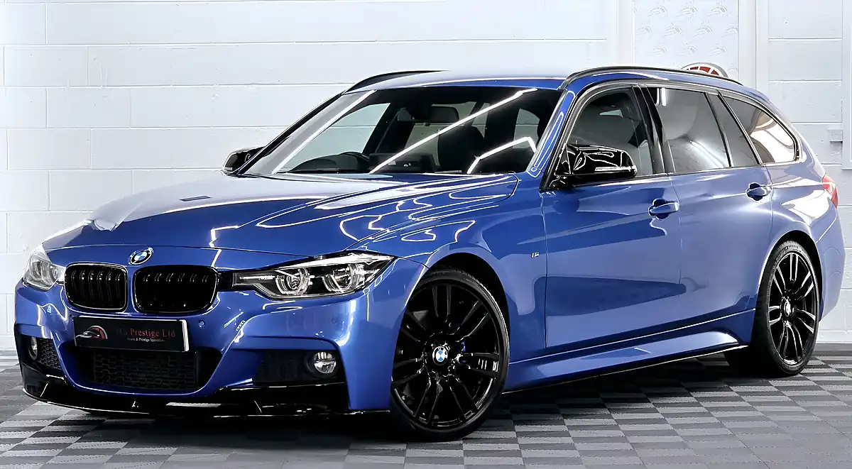 Used 2018 BMW 3 Series M Sport Touring Estoril Blue - Front View