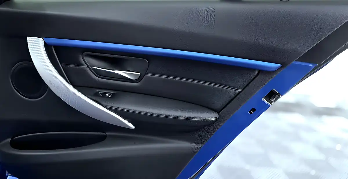Used 2018 BMW 3 Series M Sport Touring Estoril Blue - Interior and Exterior details 20