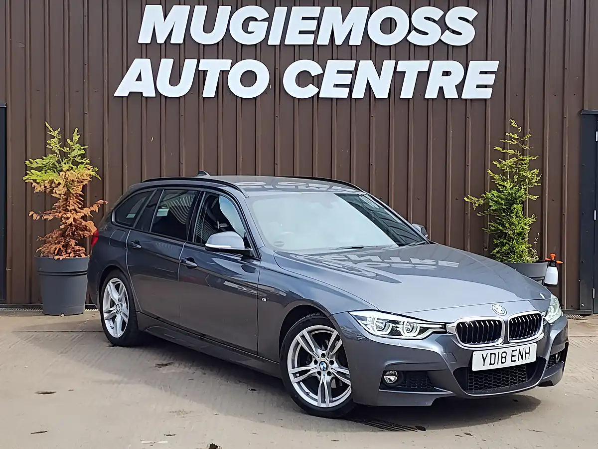 Used 2018 BMW 3 Series M Sport Touring Grey - Front View
