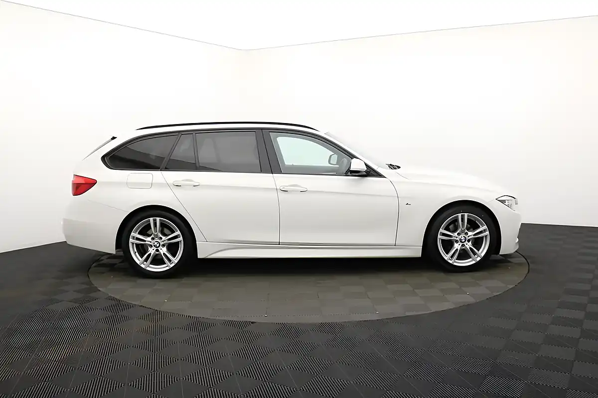 Used 2018 BMW 3 Series M Sport Touring White - Interior and Exterior details 2